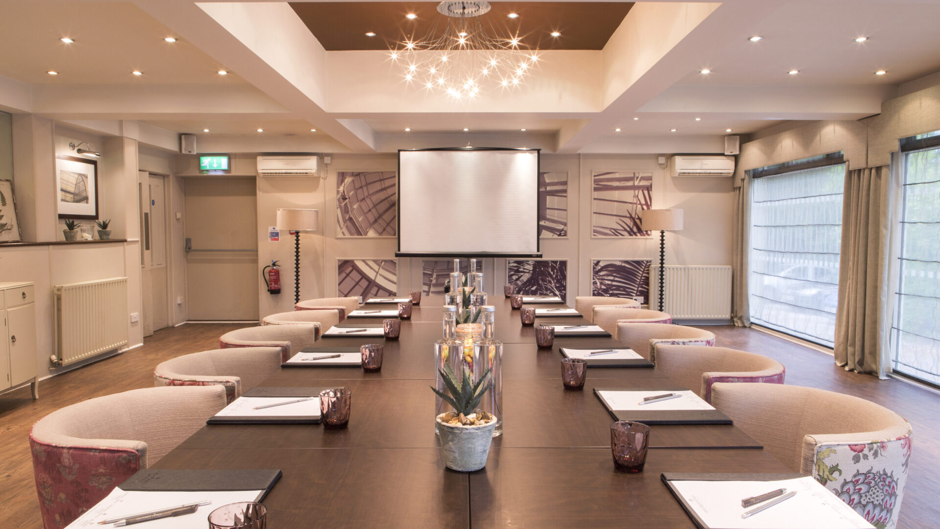 Business room hire in new forest at forest lodge