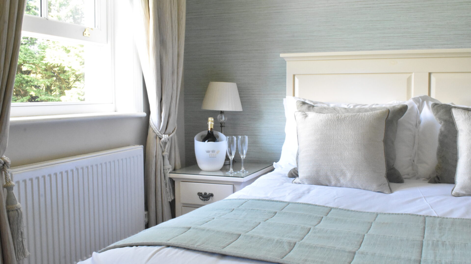 Bedrooms at The New Forest at Bartley Lodge
