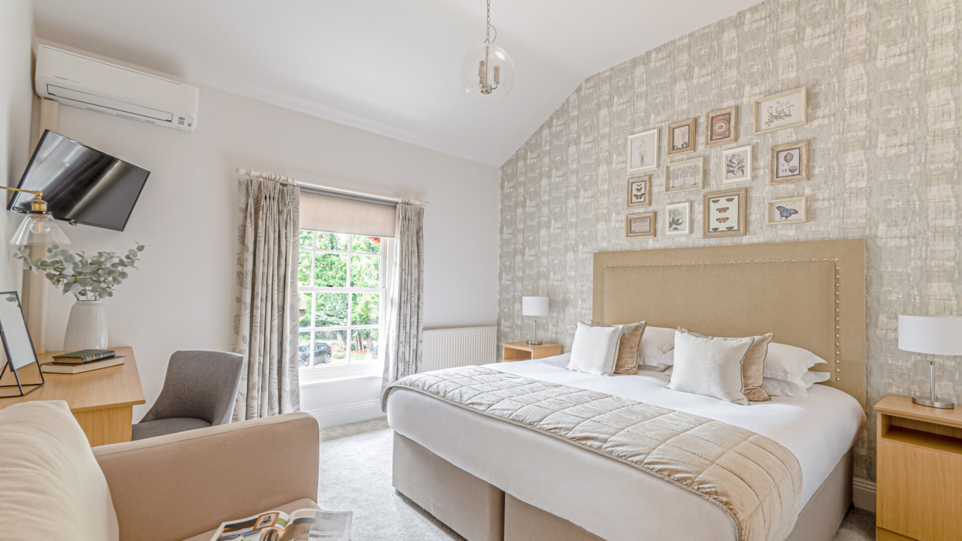 Bedrooms at The New Forest at Bartley Lodge