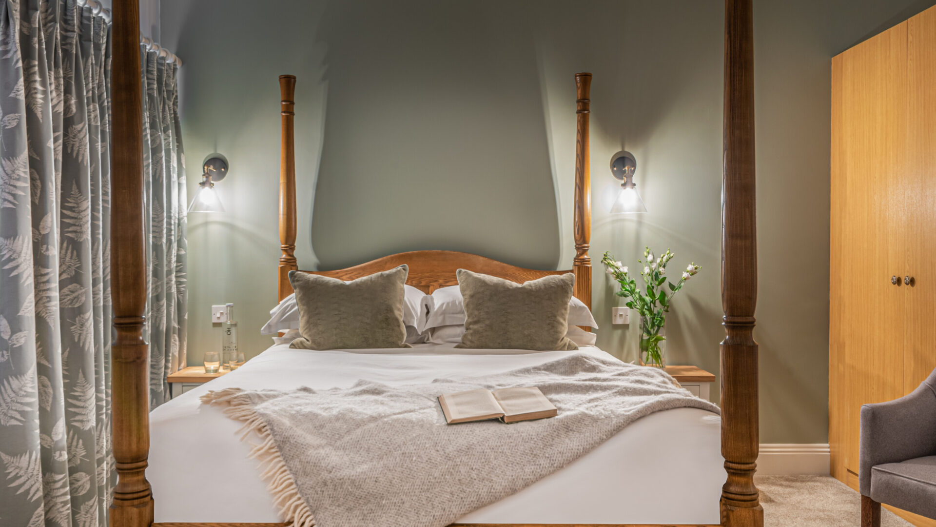 Bedrooms at The New Forest at Bartley Lodge