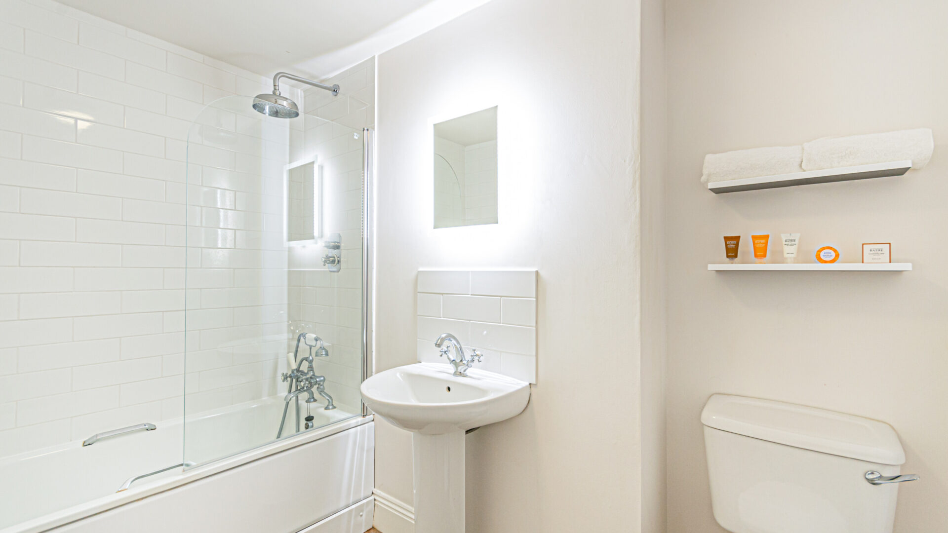 Bedrooms at The New Forest at Bartley Lodge