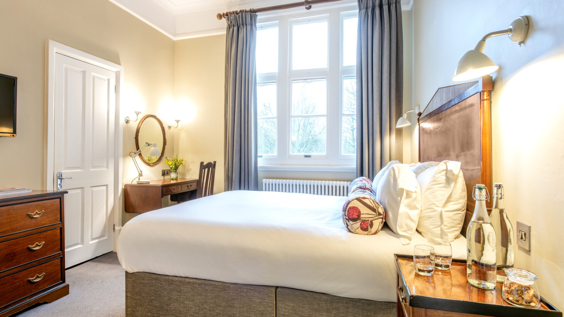 Bedrooms at The New Forest at Bartley Lodge
